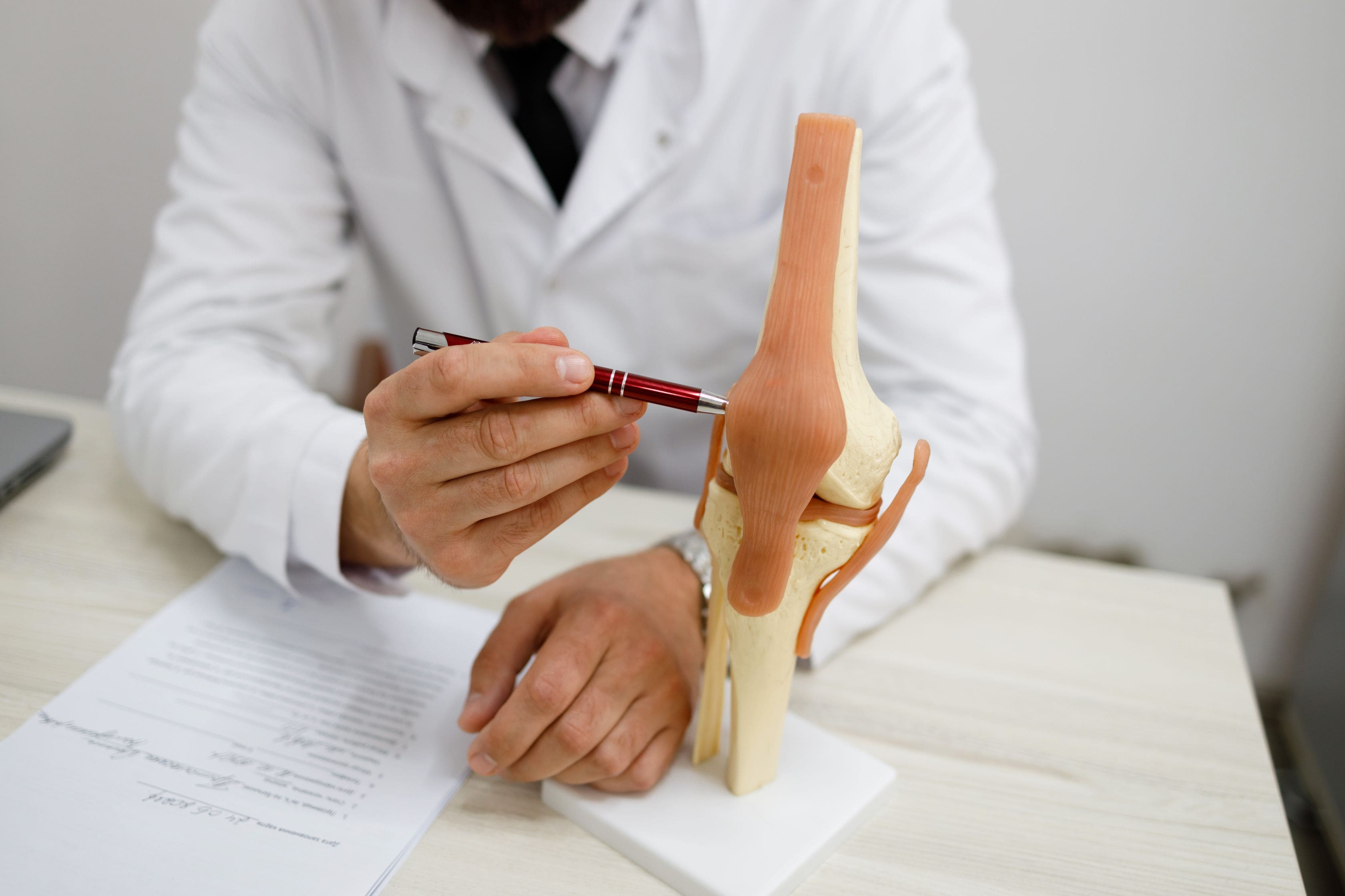 cirugia-articular-cerca-de-mi.jpg